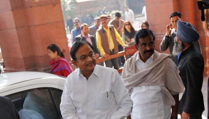 Chidambaram takes swipe at government over Economic Survey Chidambaram takes swipe at government over Economic Survey